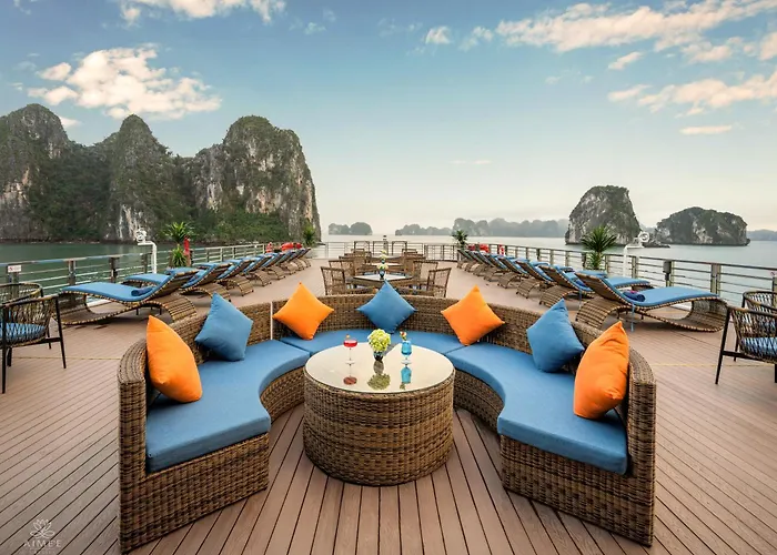  Aime'E Cruises - Luxury Halong Bay Cruise