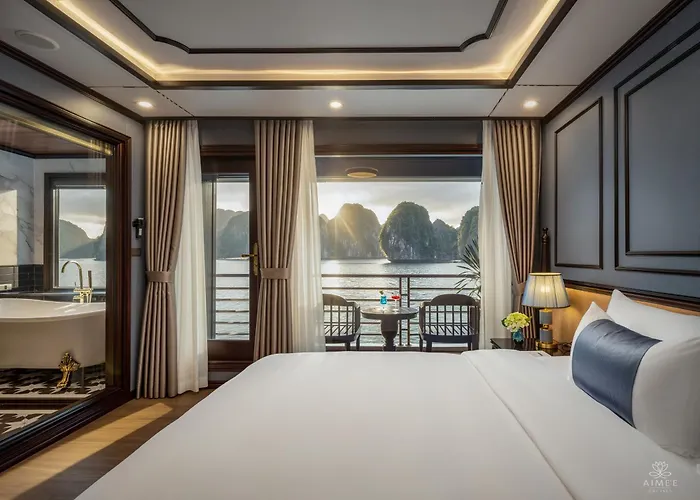 Aime'E Cruises - Luxury Halong Bay Cruise 