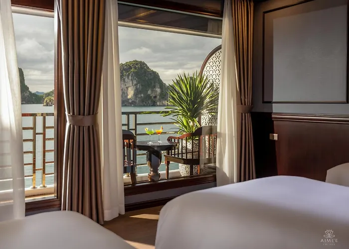Aime'e Cruises - Luxury Bay Cruise 5*