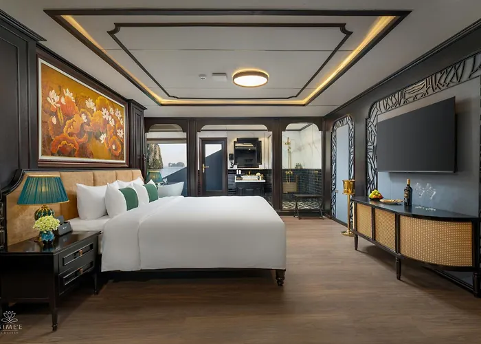 Aime'e Cruises - Luxury Bay Cruise 