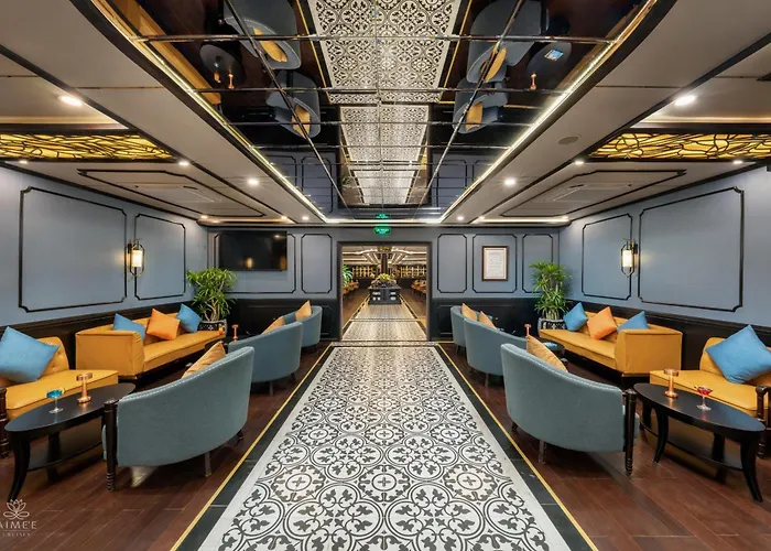 Aime'E Cruises - Luxury Halong Bay Cruise 